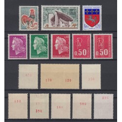 Lot de 8 timbres avec numéro rouge au verso, tous neufs ** sans charnière SUP